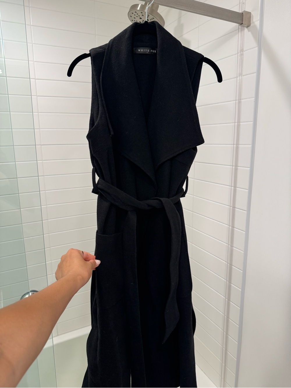 Whitefox Black sleeveless peacoat